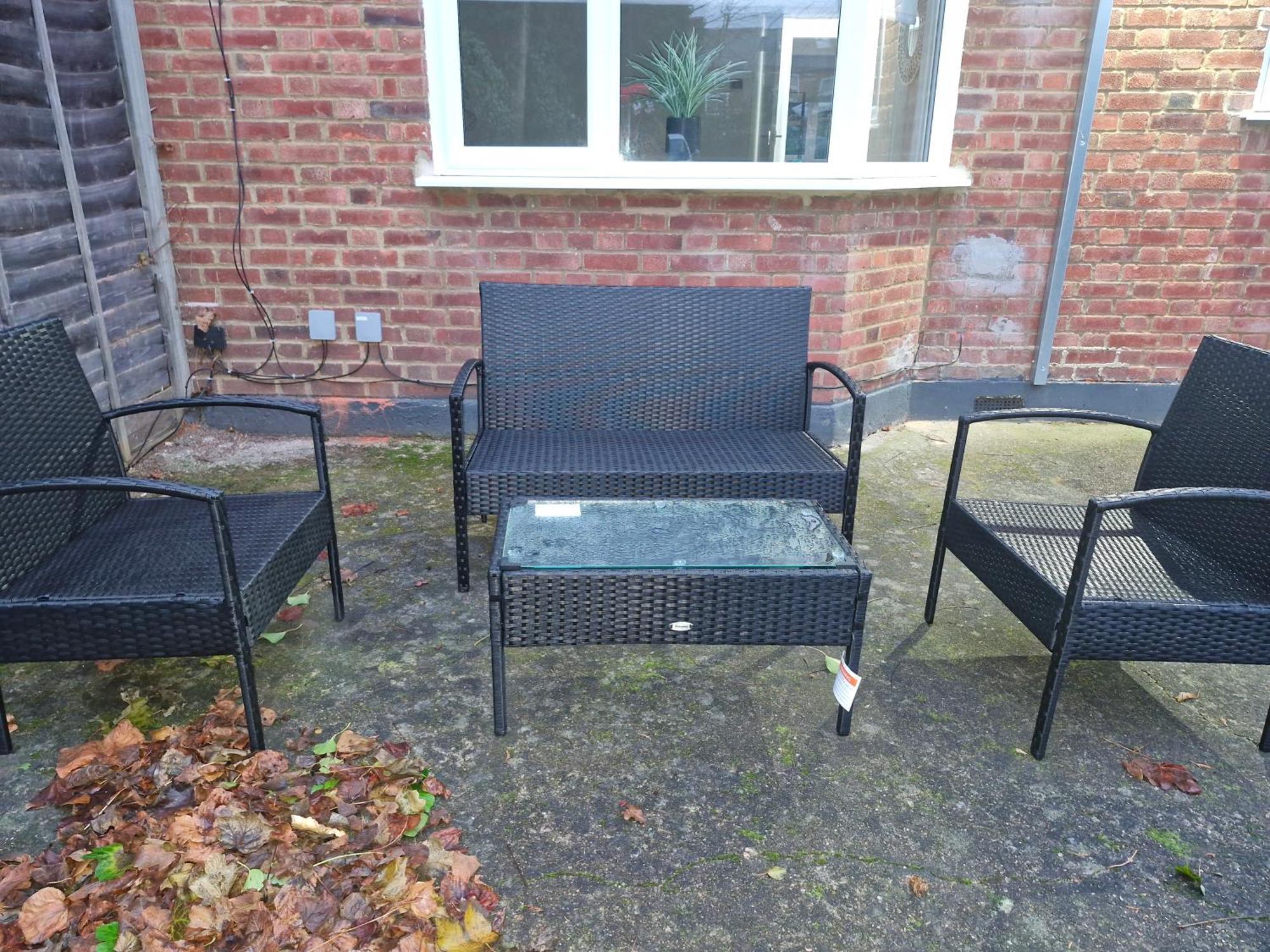 Lovely 2 Bed Heathrow And Parking *